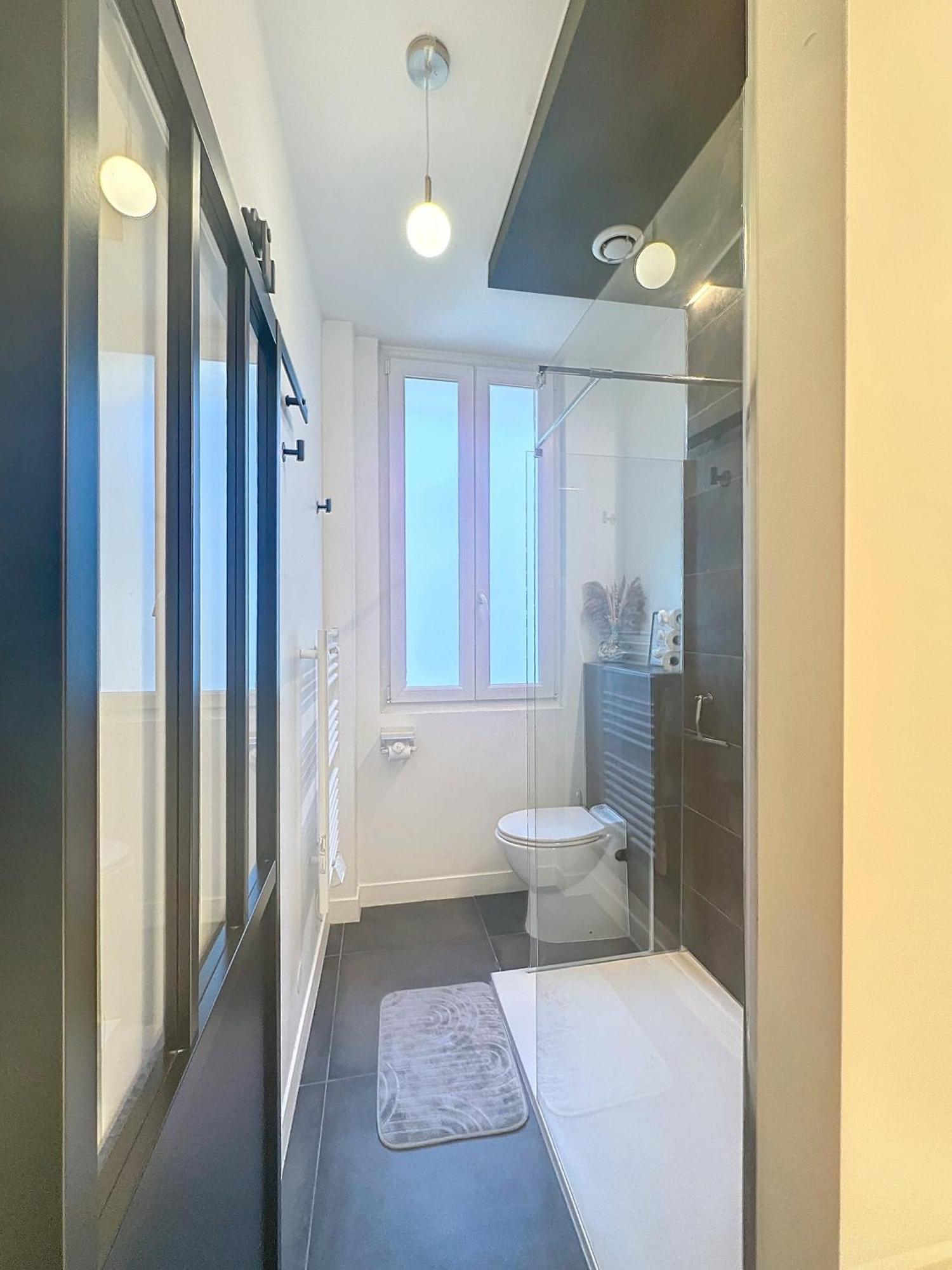 So Guest, Clou Dans Le Fer, Modern Suite Near Cathedral Reims Exterior photo